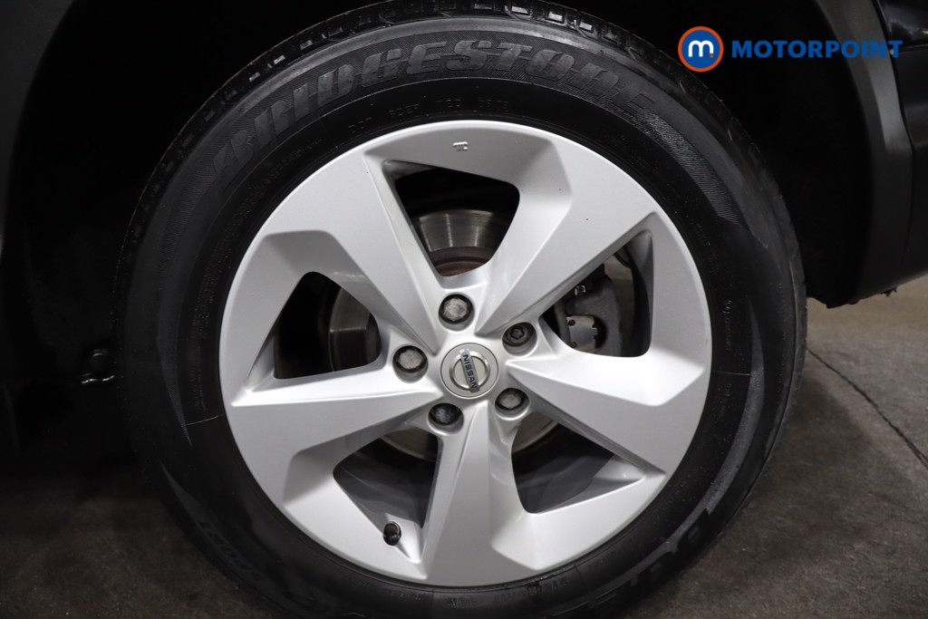 Nissan Qashqai Acenta Premium Manual Diesel SUV - Stock Number (1554557) - 12th supplementary image