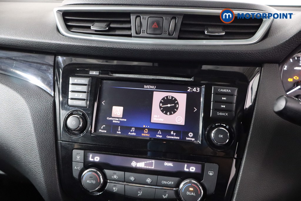 Nissan Qashqai Acenta Premium Manual Diesel SUV - Stock Number (1554557) - 15th supplementary image