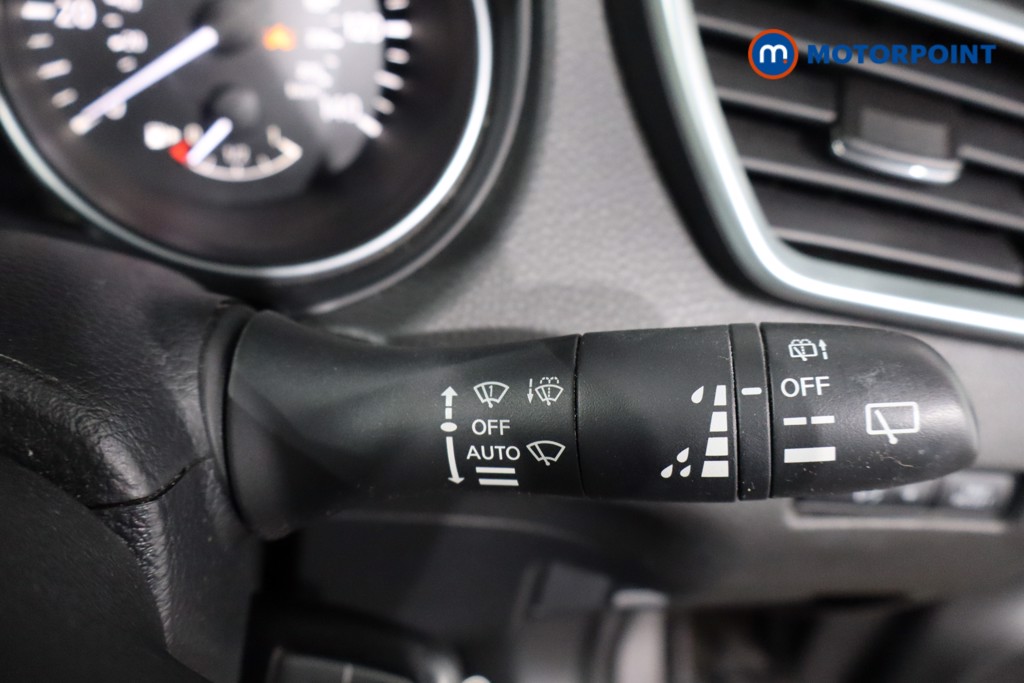 Nissan Qashqai Acenta Premium Manual Diesel SUV - Stock Number (1554557) - 18th supplementary image