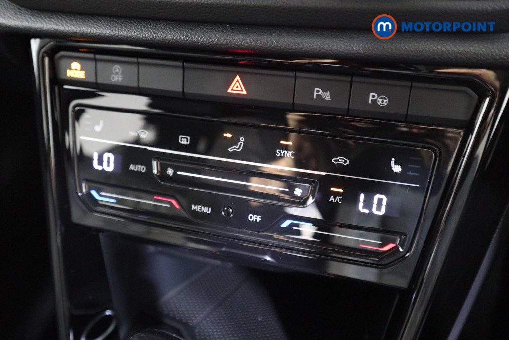 Volkswagen T-Roc R-Line Automatic Petrol SUV - Stock Number (1554928) - 7th supplementary image