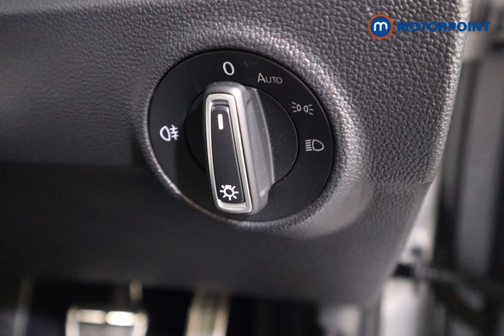 Volkswagen T-Roc R-Line Automatic Petrol SUV - Stock Number (1554928) - 9th supplementary image