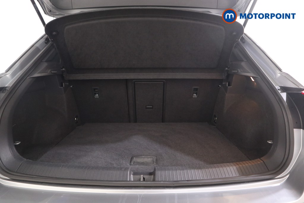 Volkswagen T-Roc R-Line Automatic Petrol SUV - Stock Number (1554928) - 15th supplementary image