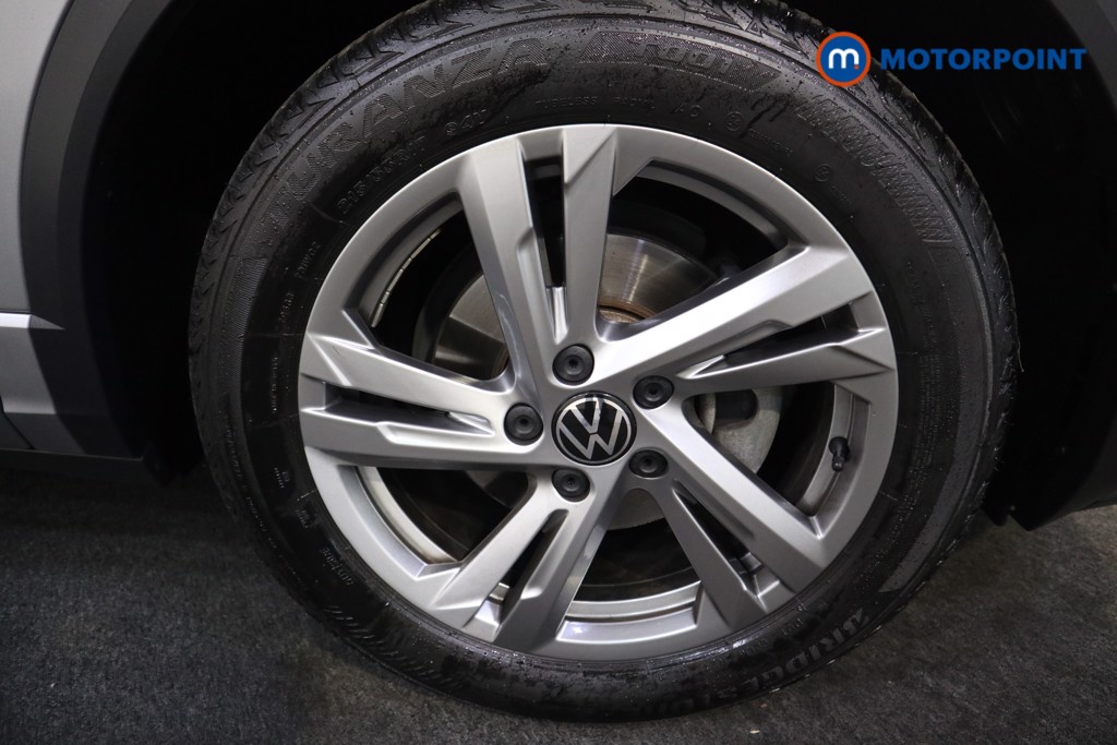 Volkswagen T-Roc R-Line Automatic Petrol SUV - Stock Number (1554928) - 17th supplementary image