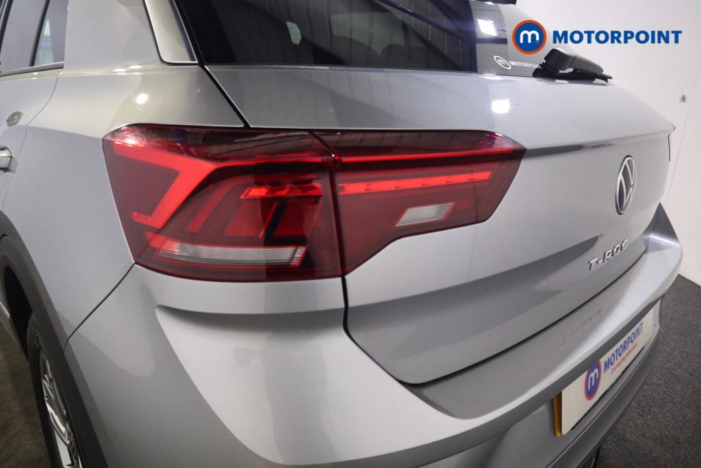 Volkswagen T-Roc R-Line Automatic Petrol SUV - Stock Number (1554928) - 21st supplementary image