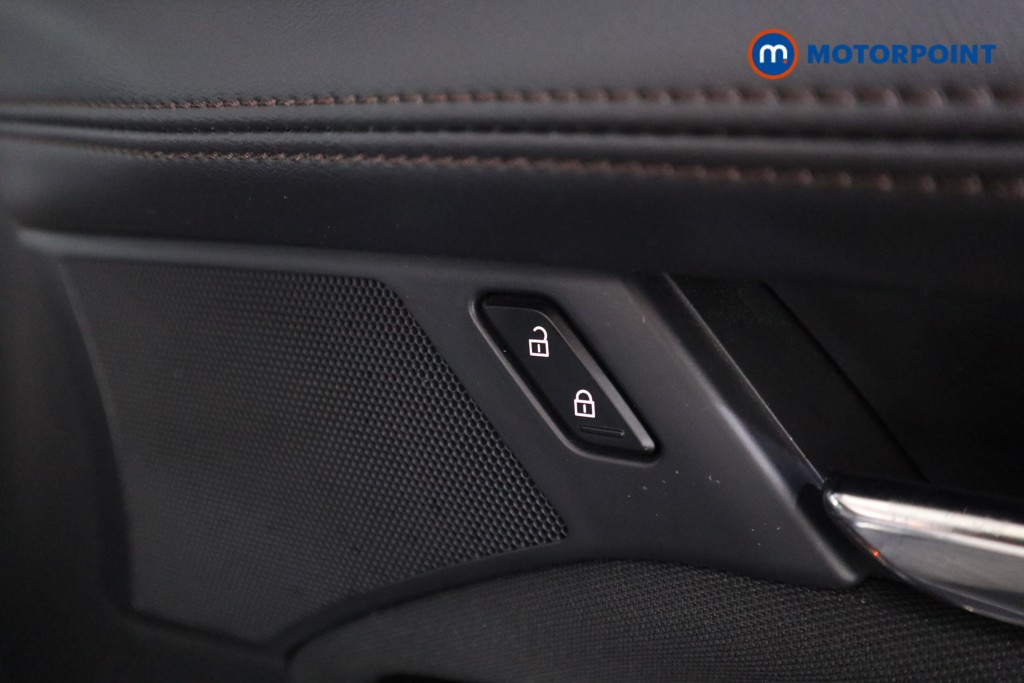 Mazda 3 Sport Lux Manual Petrol-Electric Hybrid Hatchback - Stock Number (1555067) - 11th supplementary image
