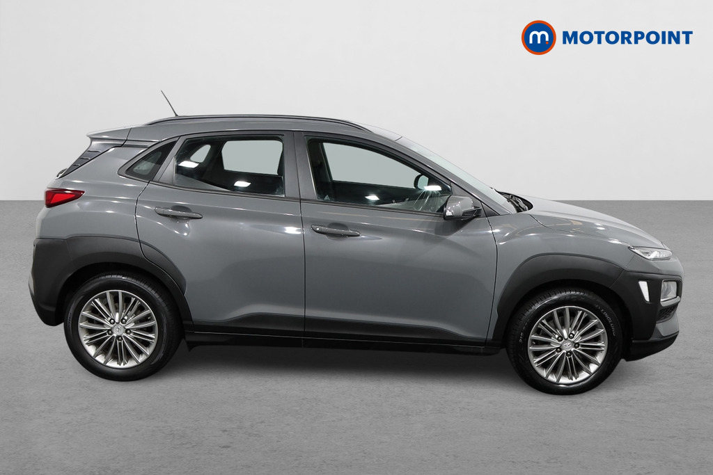 Hyundai Kona SE Manual Petrol SUV - Stock Number (1556041) - Drivers side