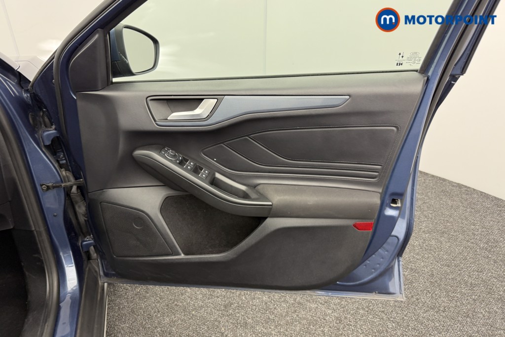Ford Focus Active Manual Petrol Hatchback - Stock Number (1556509) - 16th supplementary image