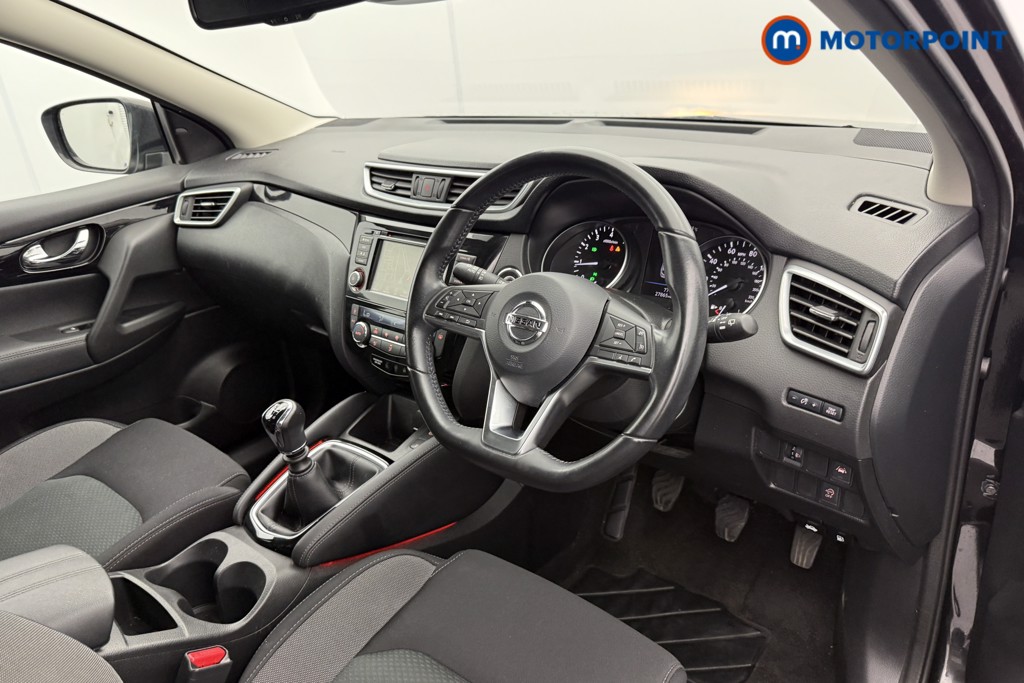 Nissan Qashqai N-Connecta Manual Petrol SUV - Stock Number (1556581) - 4th supplementary image