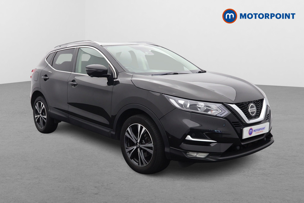 Nissan Qashqai N-Connecta Manual Petrol SUV - Stock Number (1556581) - Drivers side front corner