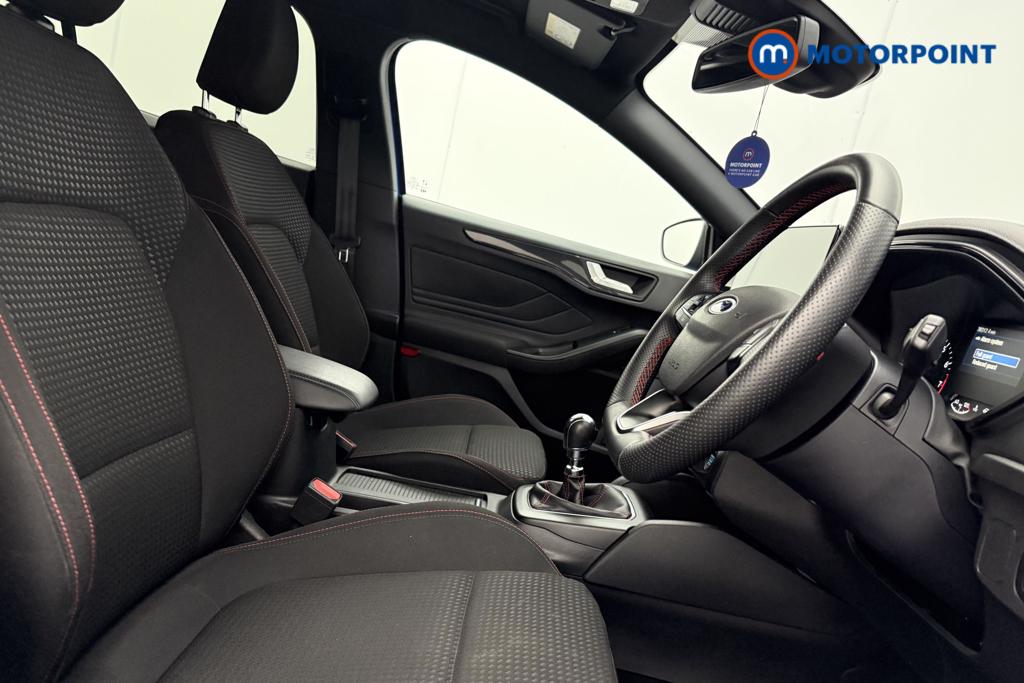 Ford Focus St-Line Edition Manual Petrol-Electric Hybrid Hatchback - Stock Number (1558482) - 8th supplementary image