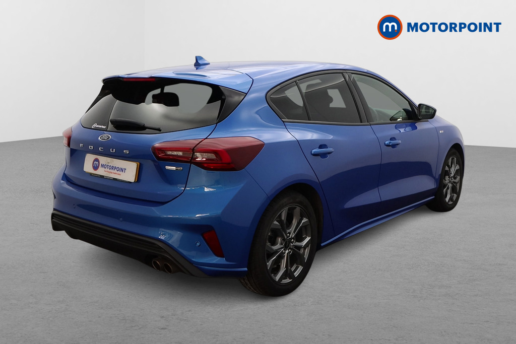Ford Focus St-Line Edition Manual Petrol-Electric Hybrid Hatchback - Stock Number (1558482) - Drivers side rear corner