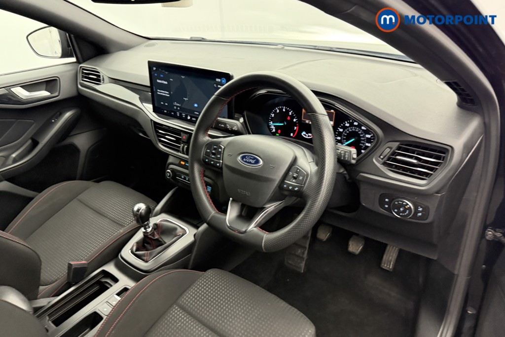 Ford Focus St-Line Edition Manual Petrol-Electric Hybrid Hatchback - Stock Number (1558594) - 4th supplementary image