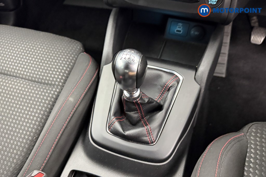 Ford Focus St-Line Edition Manual Petrol-Electric Hybrid Hatchback - Stock Number (1558594) - 11th supplementary image