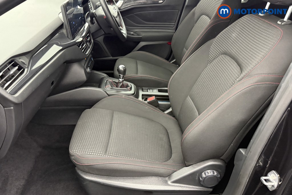Ford Focus St-Line Edition Manual Petrol-Electric Hybrid Hatchback - Stock Number (1558594) - 20th supplementary image
