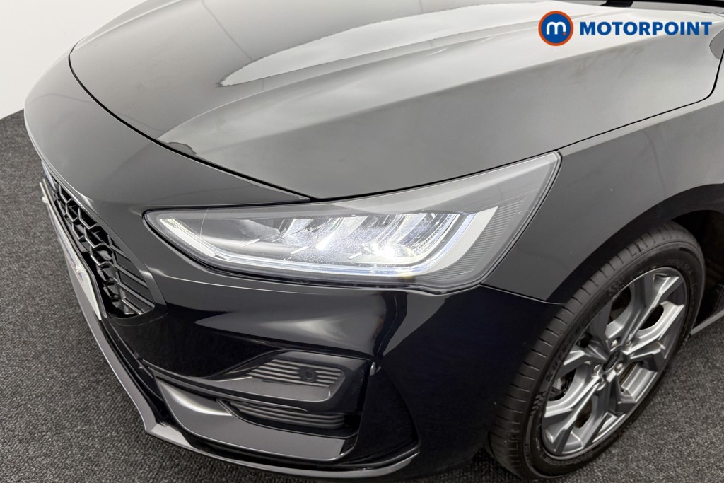 Ford Focus St-Line Edition Manual Petrol-Electric Hybrid Hatchback - Stock Number (1558594) - 26th supplementary image