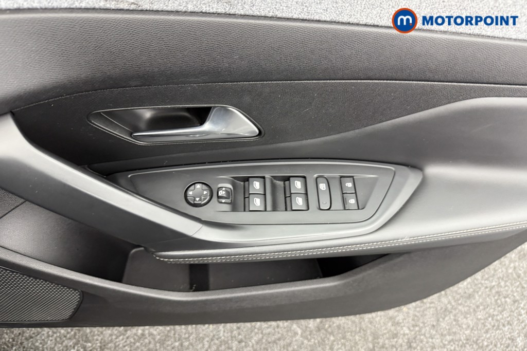 Peugeot 308 Active Premium Automatic Petrol Hatchback - Stock Number (1558667) - 12th supplementary image