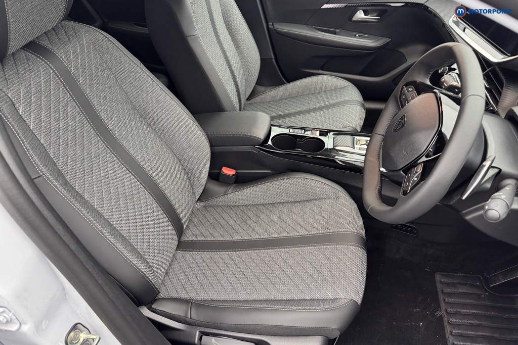 Peugeot 208 Allure Automatic Petrol-Electric Hybrid Hatchback - Stock Number (1559345) - 5th supplementary image