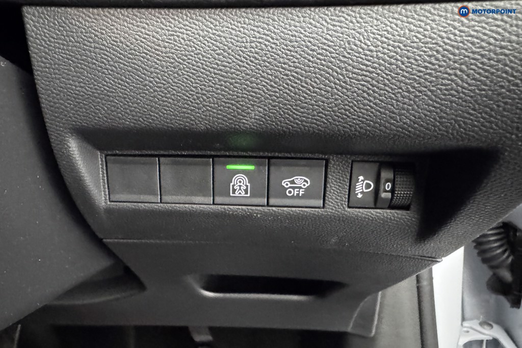 Peugeot 208 Allure Automatic Petrol-Electric Hybrid Hatchback - Stock Number (1559345) - 21st supplementary image