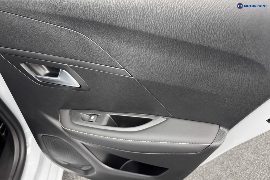 Peugeot 208 Allure Automatic Petrol-Electric Hybrid Hatchback - Stock Number (1559345) - 24th supplementary image