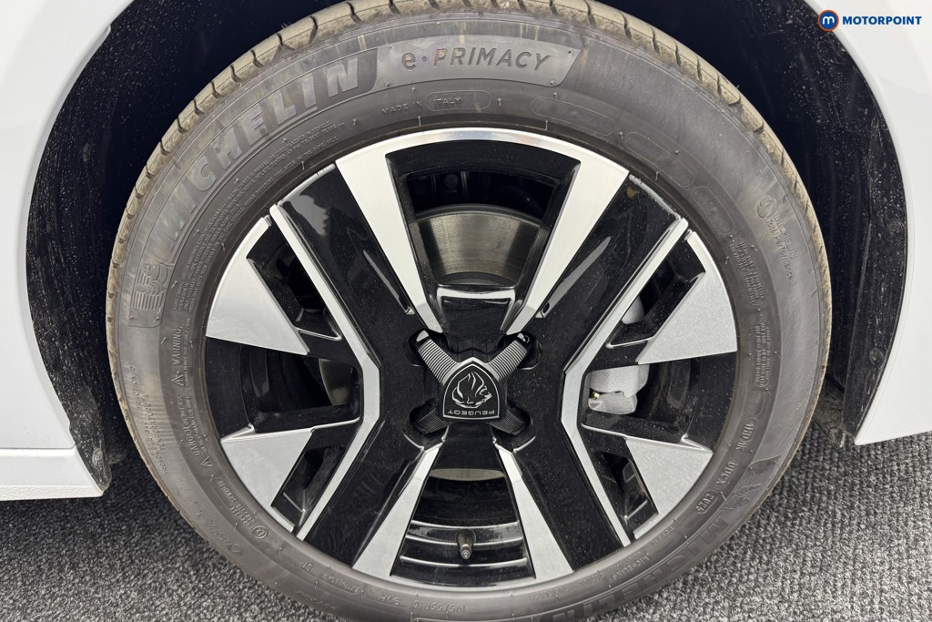 Peugeot 208 Allure Automatic Petrol-Electric Hybrid Hatchback - Stock Number (1559345) - 35th supplementary image