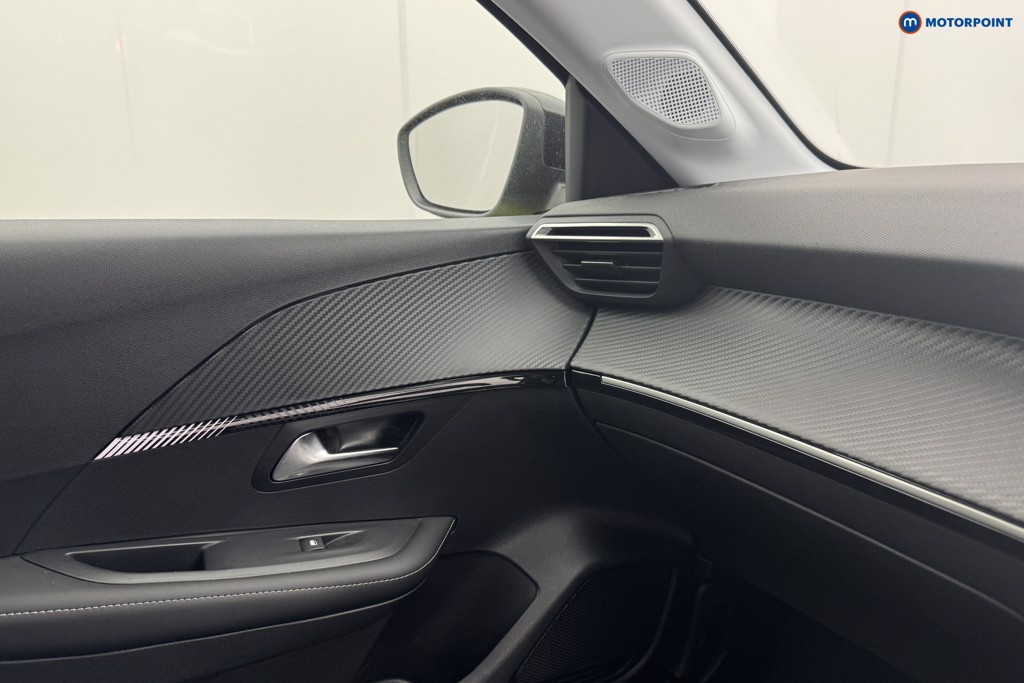 Peugeot 208 Allure Automatic Petrol-Electric Hybrid Hatchback - Stock Number (1559357) - 16th supplementary image