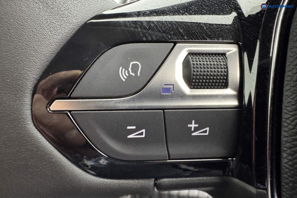 Peugeot 208 Allure Automatic Petrol-Electric Hybrid Hatchback - Stock Number (1559357) - 17th supplementary image