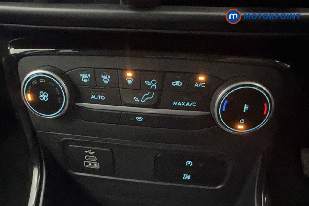 Ford Ecosport Active Manual Petrol SUV - Stock Number (1559975) - 11th supplementary image