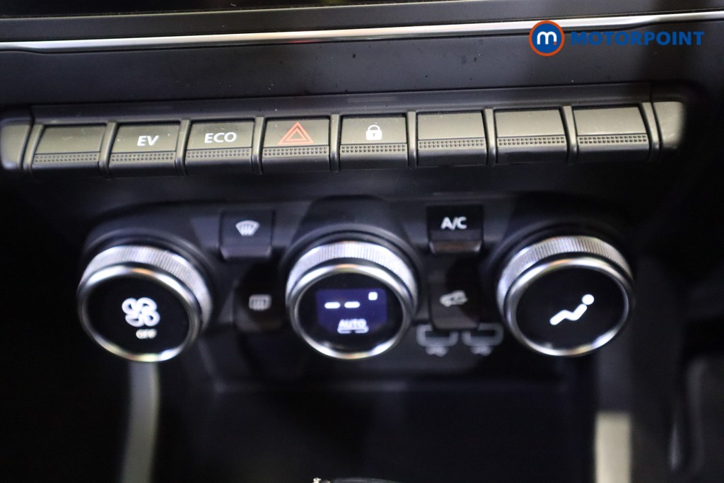 Renault Arkana Iconic Automatic Petrol-Electric Hybrid SUV - Stock Number (1560129) - 21st supplementary image