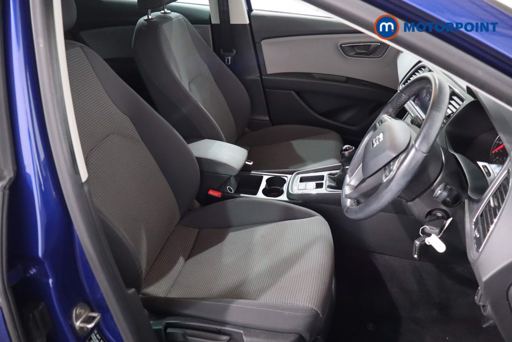 Seat Leon Se Dynamic Manual Petrol Hatchback - Stock Number (1560389) - 4th supplementary image