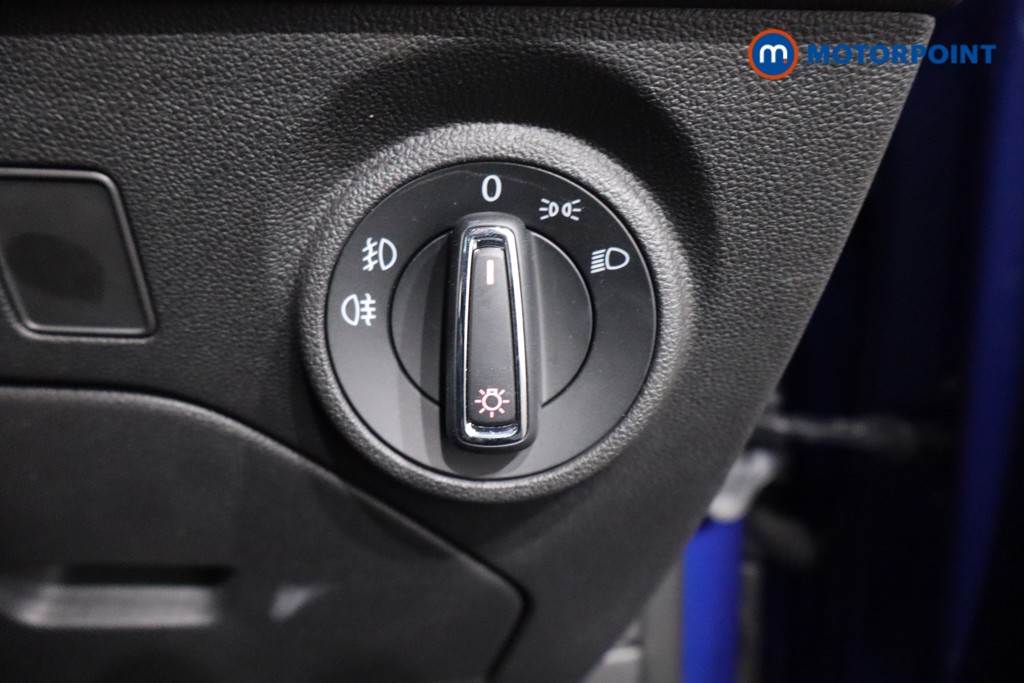 Seat Leon Se Dynamic Manual Petrol Hatchback - Stock Number (1560389) - 20th supplementary image