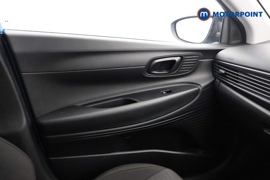 Hyundai I20 Se Connect Manual Petrol Hatchback - Stock Number (1560678) - 7th supplementary image
