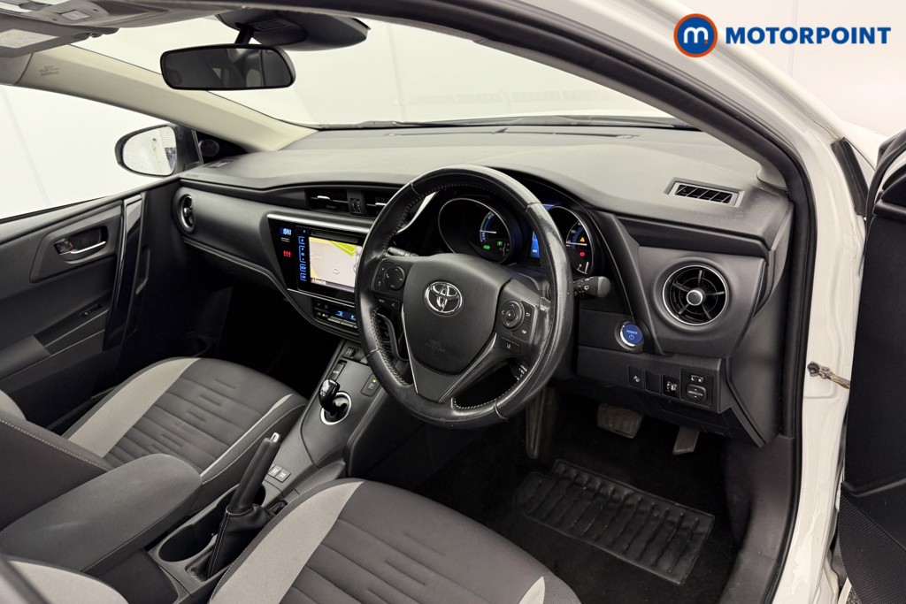 Toyota Auris Icon Tech Automatic Petrol-Electric Hybrid Hatchback - Stock Number (1560732) - 4th supplementary image
