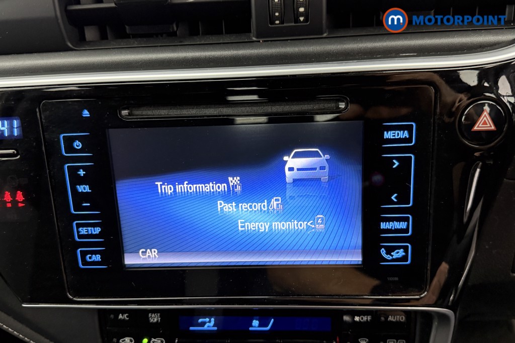 Toyota Auris Icon Tech Automatic Petrol-Electric Hybrid Hatchback - Stock Number (1560732) - 9th supplementary image