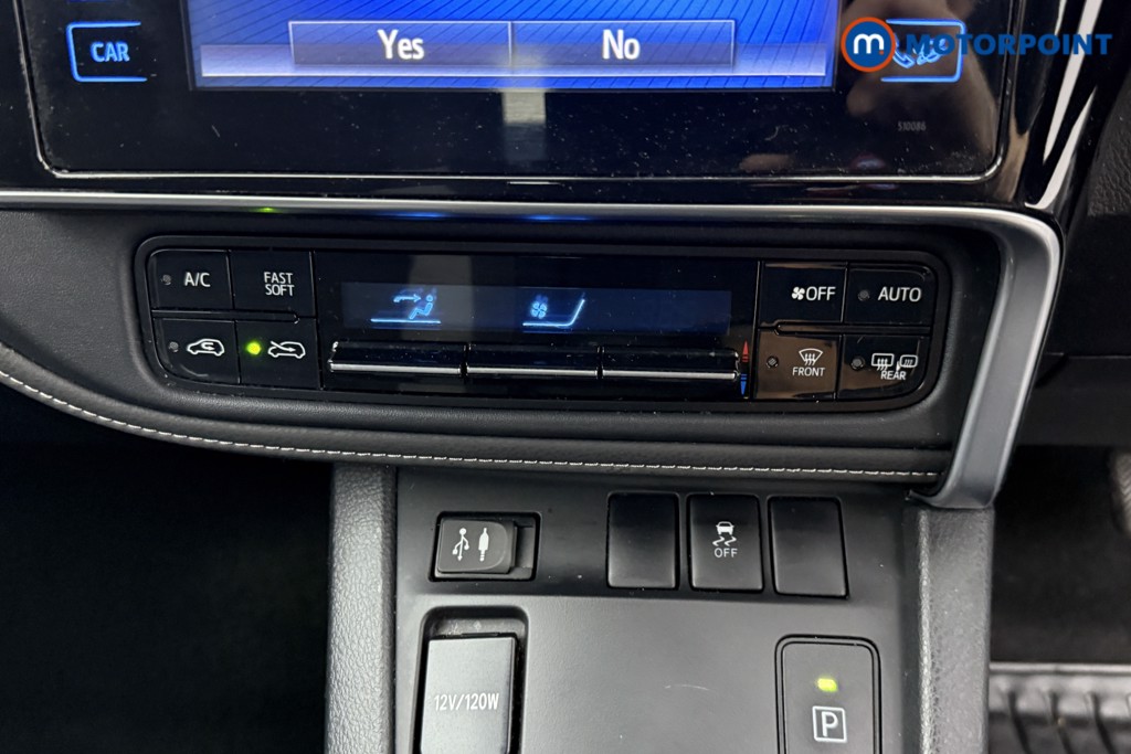 Toyota Auris Icon Tech Automatic Petrol-Electric Hybrid Hatchback - Stock Number (1560732) - 11th supplementary image