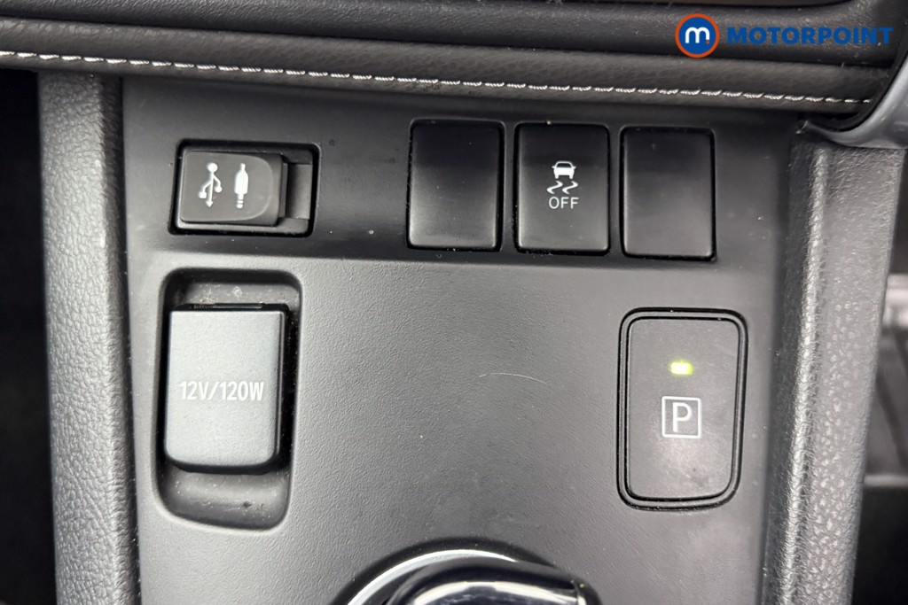 Toyota Auris Icon Tech Automatic Petrol-Electric Hybrid Hatchback - Stock Number (1560732) - 12th supplementary image