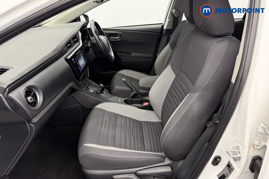Toyota Auris Icon Tech Automatic Petrol-Electric Hybrid Hatchback - Stock Number (1560732) - 24th supplementary image