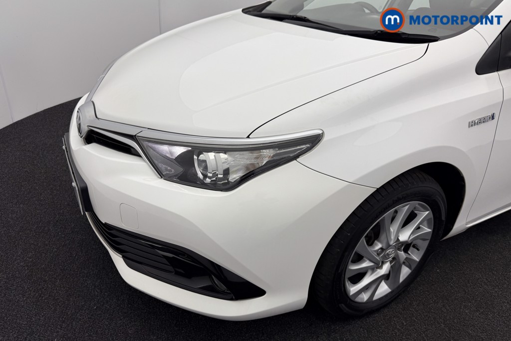 Toyota Auris Icon Tech Automatic Petrol-Electric Hybrid Hatchback - Stock Number (1560732) - 30th supplementary image