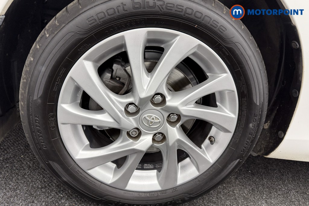 Toyota Auris Icon Tech Automatic Petrol-Electric Hybrid Hatchback - Stock Number (1560732) - 31st supplementary image
