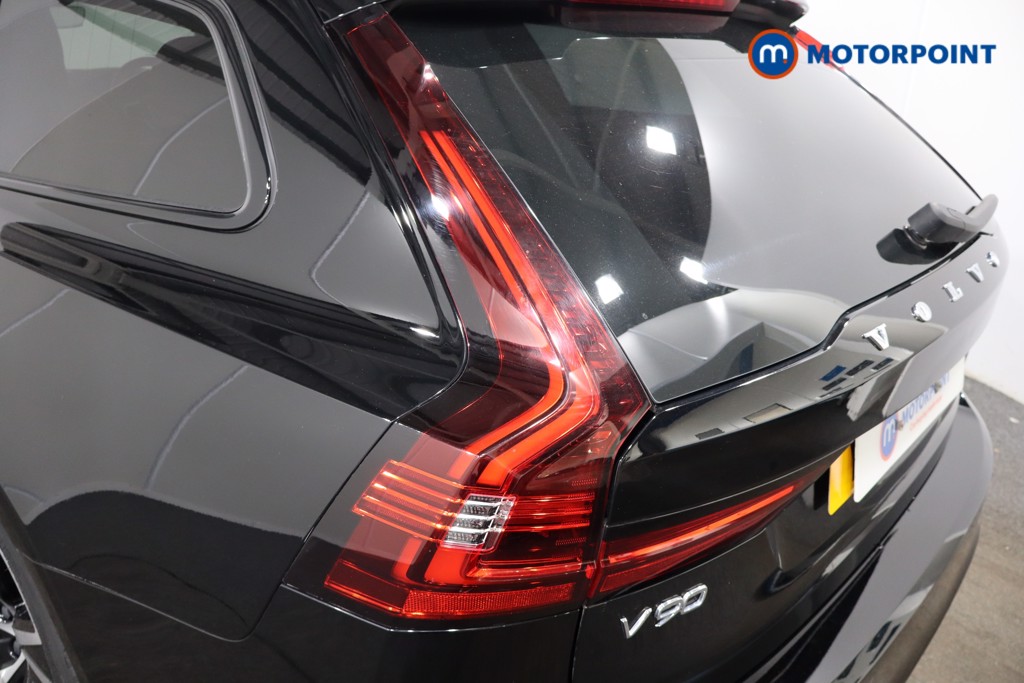 Volvo V90 R Design Automatic Petrol Plug-In Hybrid Estate - Stock Number (1561044) - 33rd supplementary image