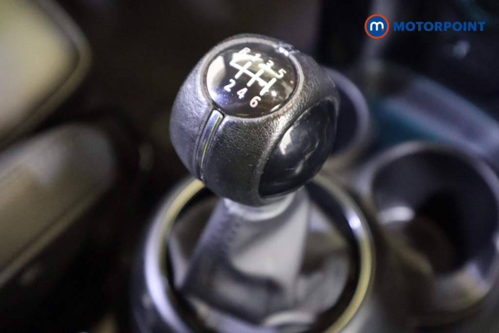 Mini Hatchback Cooper Exclusive Manual Petrol Hatchback - Stock Number (1561085) - 5th supplementary image