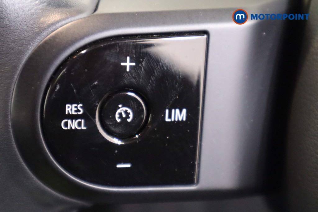 Mini Hatchback Cooper Exclusive Manual Petrol Hatchback - Stock Number (1561085) - 15th supplementary image