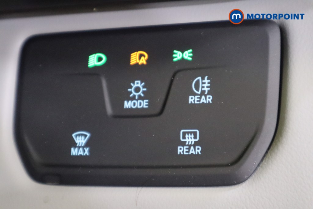 Ford Explorer Select Automatic Electric SUV - Stock Number (1561356) - 14th supplementary image