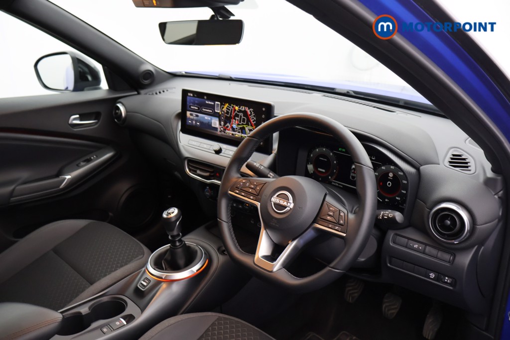 Nissan Juke N-Connecta Manual Petrol SUV - Stock Number (1561795) - 10th supplementary image