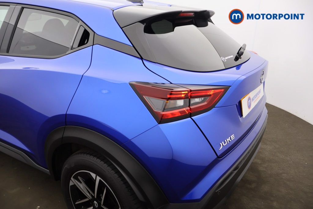 Nissan Juke N-Connecta Manual Petrol SUV - Stock Number (1561795) - 13th supplementary image