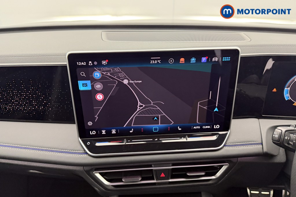 Volkswagen Tiguan R-Line Automatic Diesel SUV - Stock Number (1561927) - 2nd supplementary image