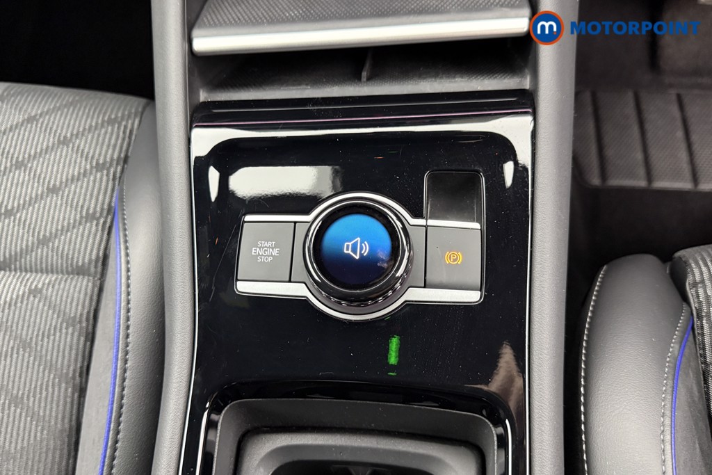 Volkswagen Tiguan R-Line Automatic Diesel SUV - Stock Number (1561927) - 11th supplementary image