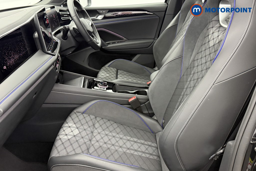 Volkswagen Tiguan R-Line Automatic Diesel SUV - Stock Number (1561927) - 22nd supplementary image