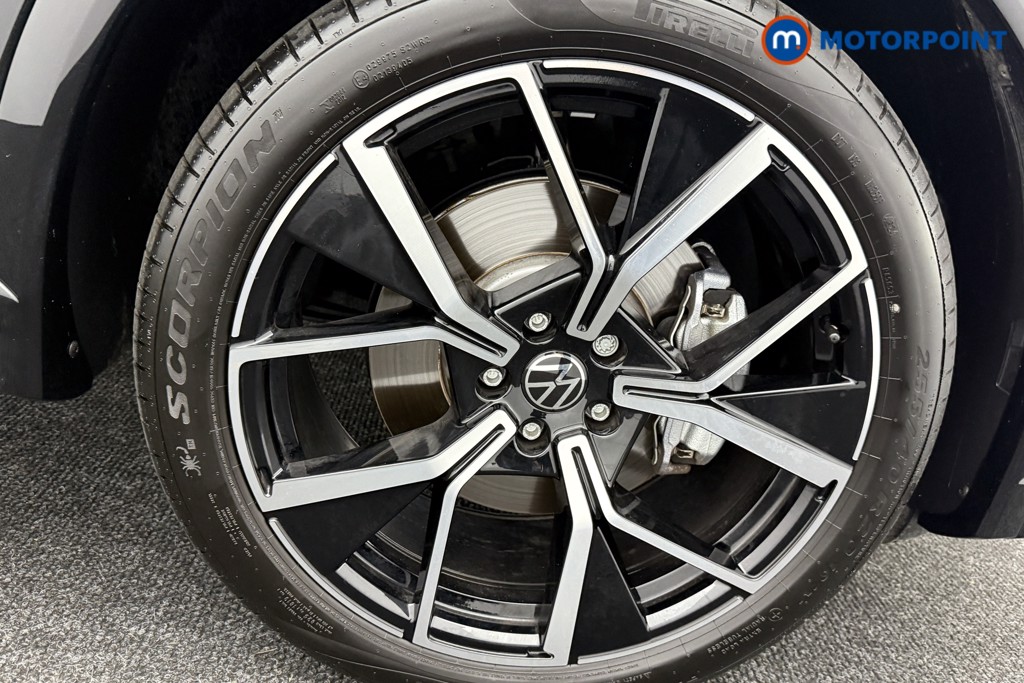 Volkswagen Tiguan R-Line Automatic Diesel SUV - Stock Number (1561927) - 32nd supplementary image