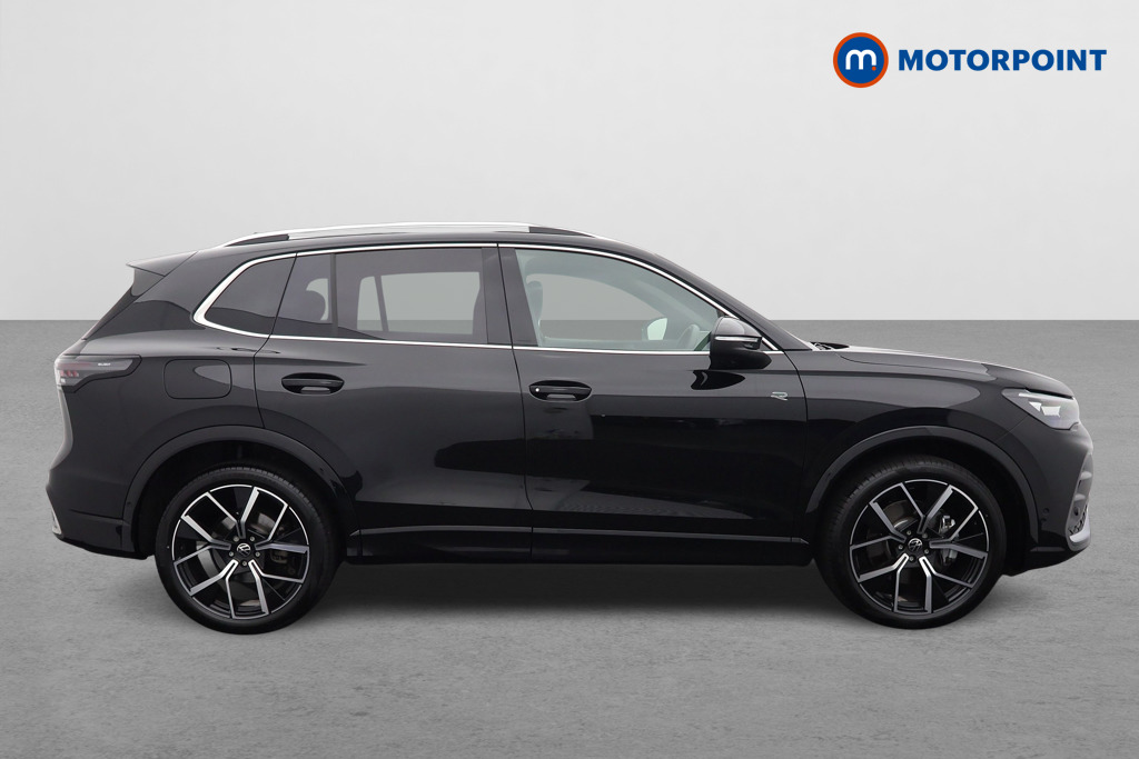 Volkswagen Tiguan R-Line Automatic Diesel SUV - Stock Number (1561927) - Drivers side