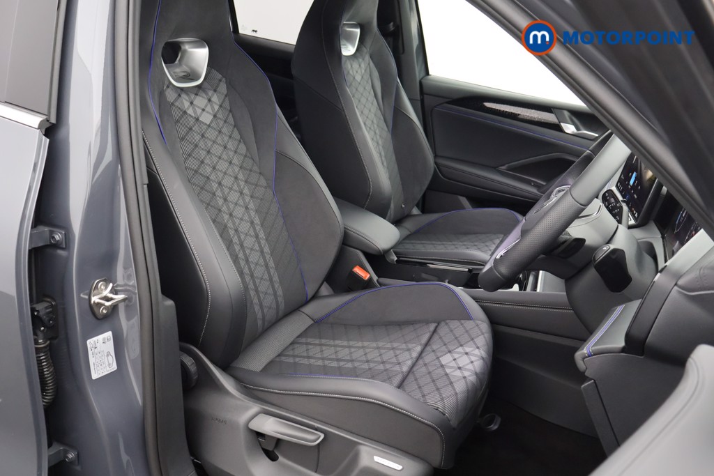 Volkswagen Tiguan R-Line Automatic Diesel SUV - Stock Number (1561936) - 8th supplementary image